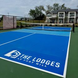 Perks of being a Lodges resident? Your own private pickleball court steps from home 🎾💙

#pickleball #charlotte #nc #indianland #sc #tennis #fortmill