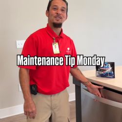 ✨ Maintenance Tip Monday! ✨ Jason, our maintenance supervisor, is here to walk you through how to use your Whirlpool dishwasher right inside your home! 🧼🍽️

#northwoodravin #luxuryliving #dishwasher #appliance #howto #maintenance #fortmill