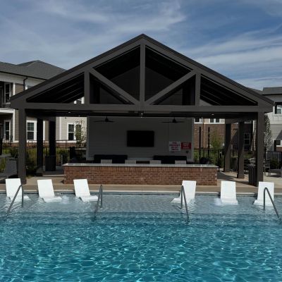 Summer is not over just yet! ☀️ there’s still plenty of time to enjoy our pool area! 

#fortmillsc #pool #northwoodravin #lodgesatfortmill #sc #fortmillliving #indianland